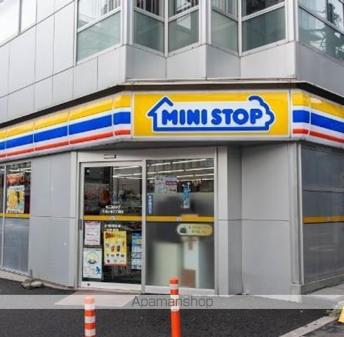 コンビニ　ミニストップ千駄ヶ谷３丁目店（コンビニ）まで507m