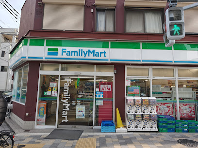 コンビニ　ファミリーマート 荒川尾竹橋店（コンビニ）まで328m
