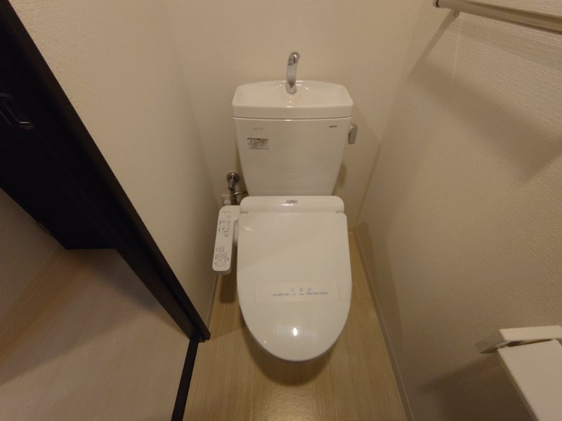 遠州鉄道 新浜松駅 徒歩8分 5階建 築8年のトイレ写真