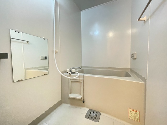 ＪＲ呉線 呉駅 徒歩40分 2階建 築23年の風呂写真