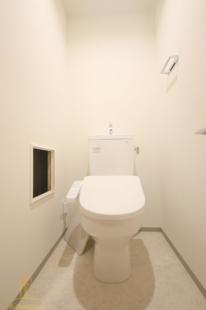 トイレ　ArtizA瓦屋町II