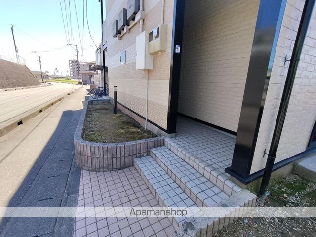 レオパレスサザーランドの外観写真