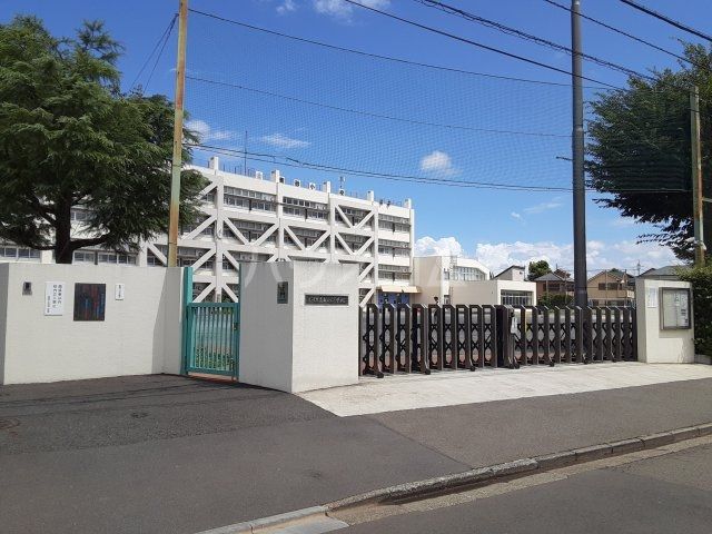 小学校　立川市立南砂小学校（小学校）まで1168m