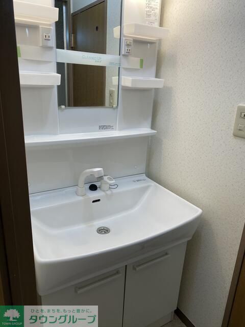 洗面設備　室内写真は同物件別号室の写真になります