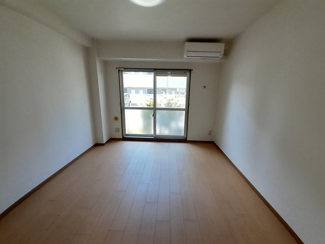 その他部屋・スペース　※同建物の別のお部屋の写真です。