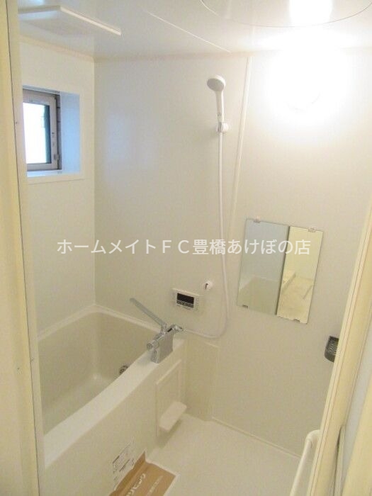 ジュノウタウン B棟の風呂写真