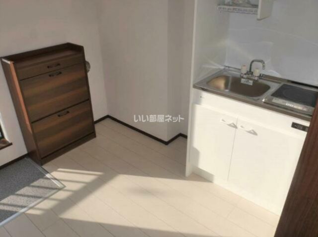 ＪＲ中央線 八王子駅 徒歩8分 3階建 築6年の玄関写真