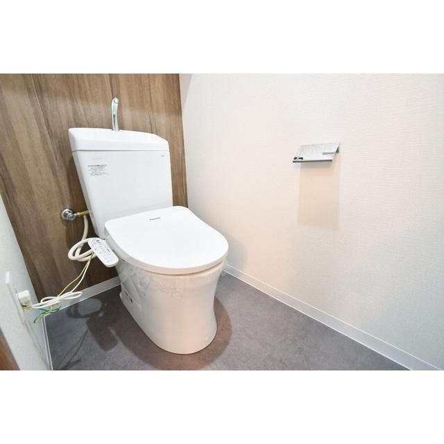 トイレ　※他部屋の参考写真です