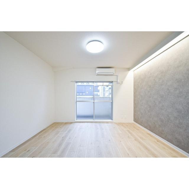 居室・リビング　※他部屋の参考写真です