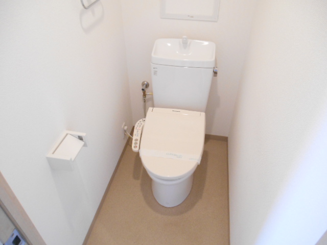 LACASA南桜塚のトイレ写真