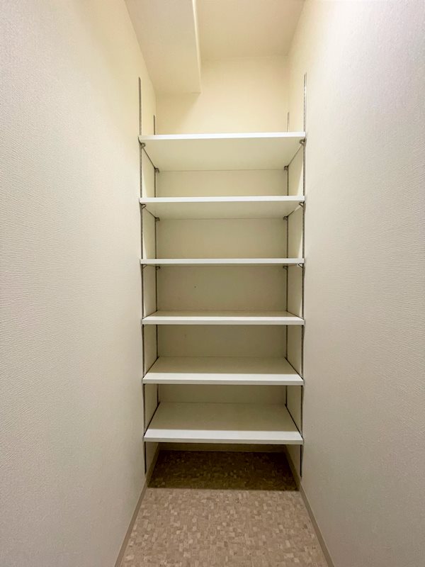 グランデカワノ真田山の内装写真