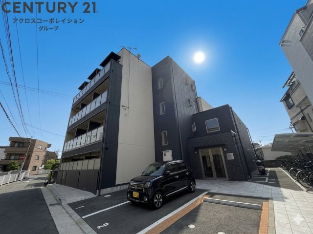建物外観　オートロック・防犯カメラ付きで安心です！