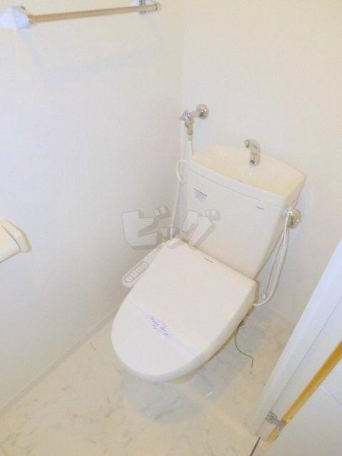 トイレ　ウォッシュレット付き♪