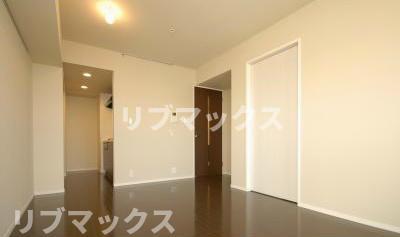 居室・リビング　弊社は全物件が仲介手数料半月分+税でご紹介可能です。