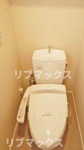 トイレ　弊社は全物件が仲介手数料半月分+税でご紹介可能です。
