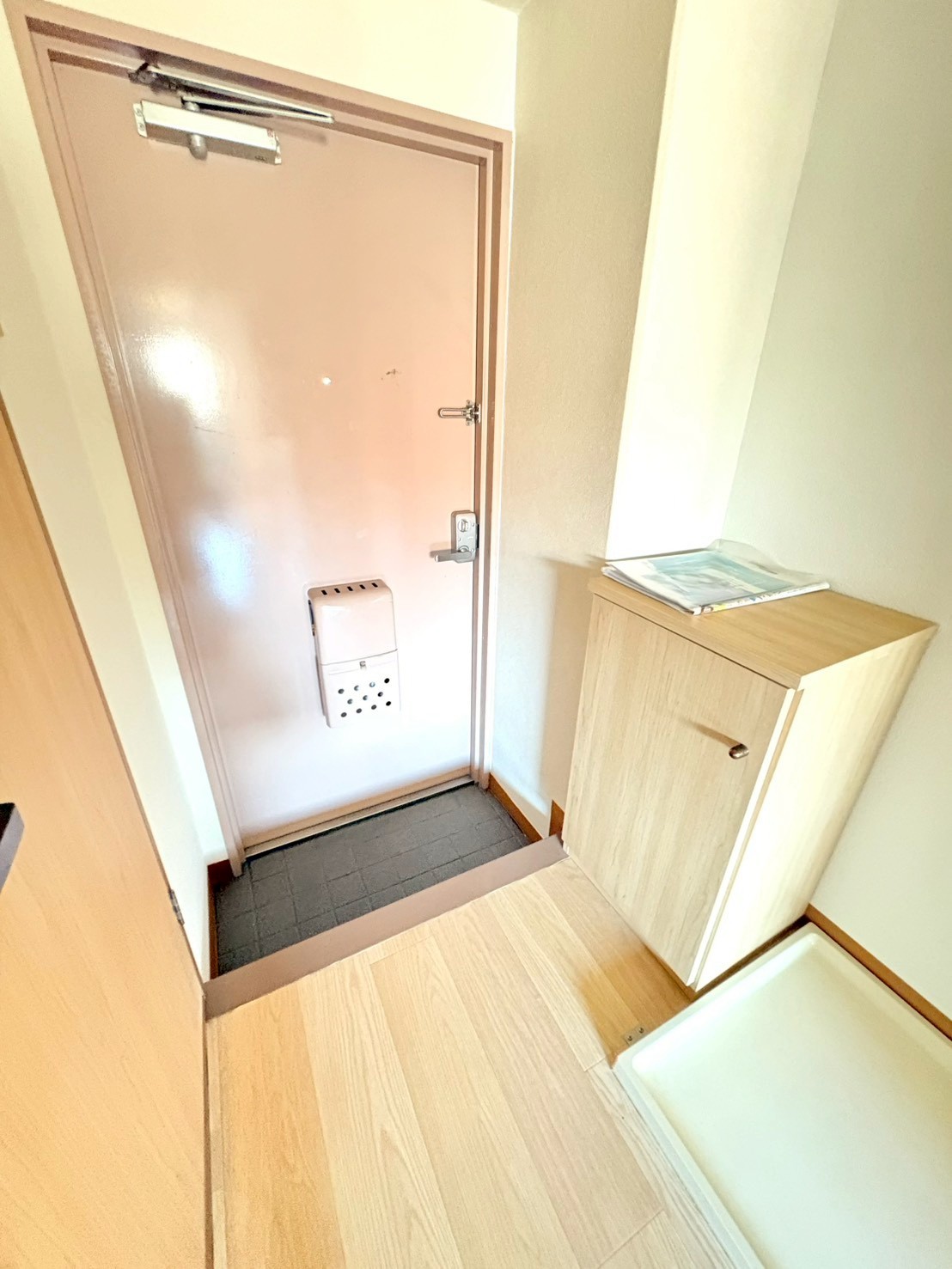 玄関　※同建物別部屋の写真
