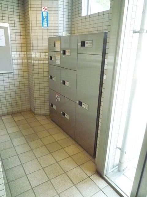 その他　★宅配ボックス★