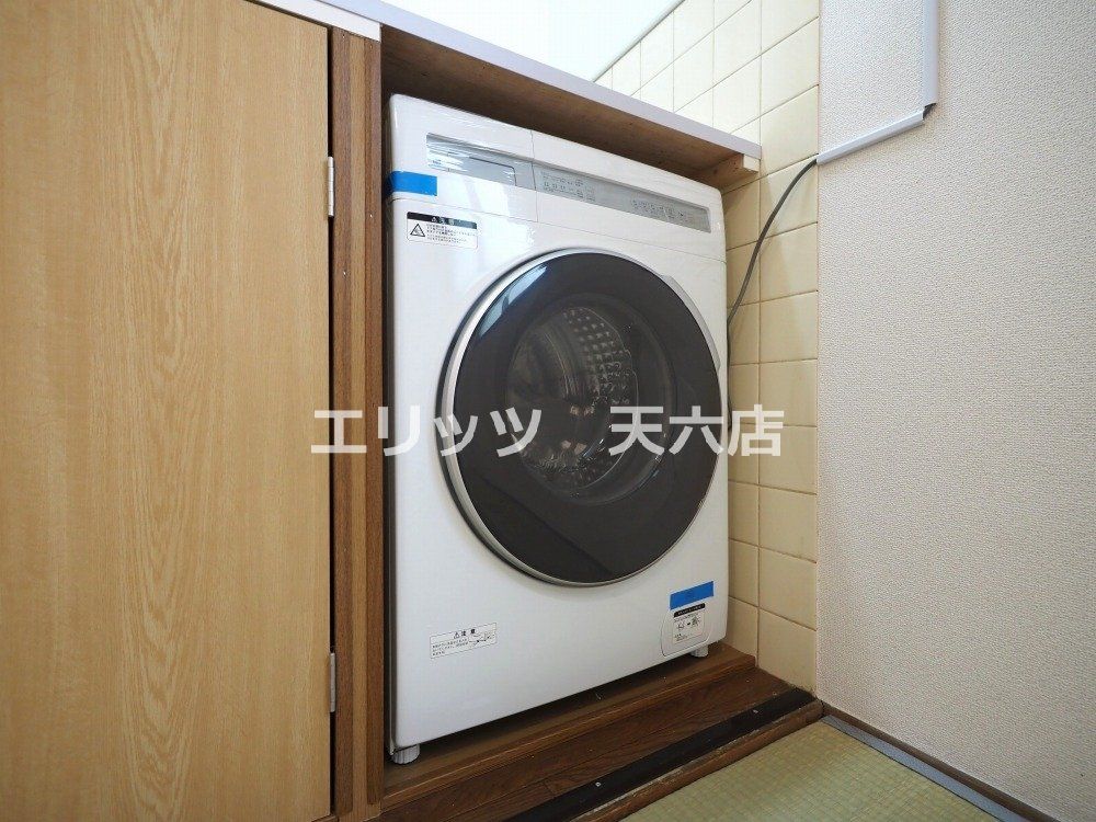 その他設備　下駄箱