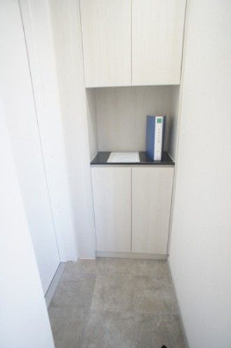 玄関　※別部屋参考画像