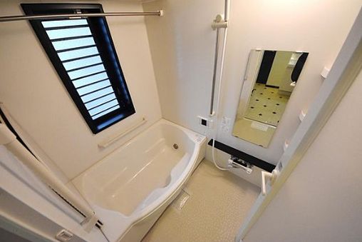 東京メトロ半蔵門線 水天宮前駅 徒歩2分 9階建 築15年の風呂写真