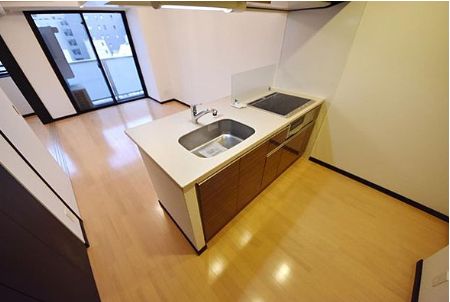 東京メトロ半蔵門線 水天宮前駅 徒歩2分 9階建 築15年のキッチン写真