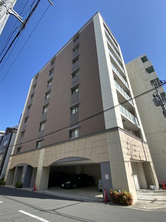 建物外観　鉄筋コンクリート造りです