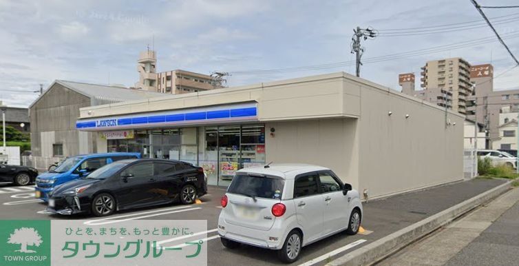 コンビニ　ローソン港区入場一丁目店（コンビニ）まで80m