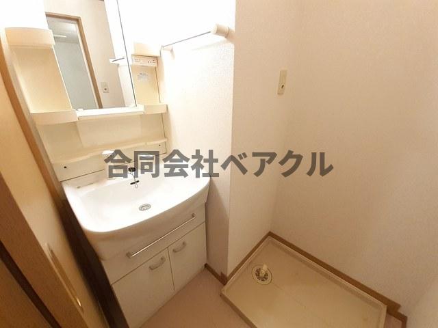 洗面設備　脱衣スペースもあります