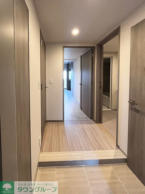 玄関　※写真は同タイプ住戸です。