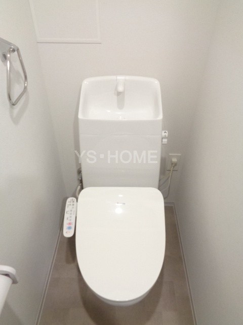 ＪＲ中央線 荻窪駅 徒歩12分 5階建 築1年のトイレ写真