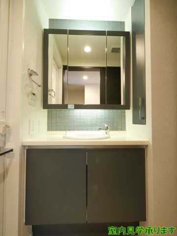 洗面設備　別部屋の画像になります。