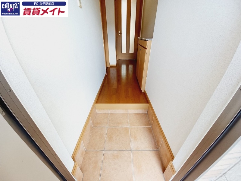 玄関　同型反転画像参考