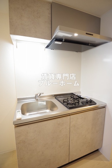 キッチン　収納豊富なシステムキッチン！
