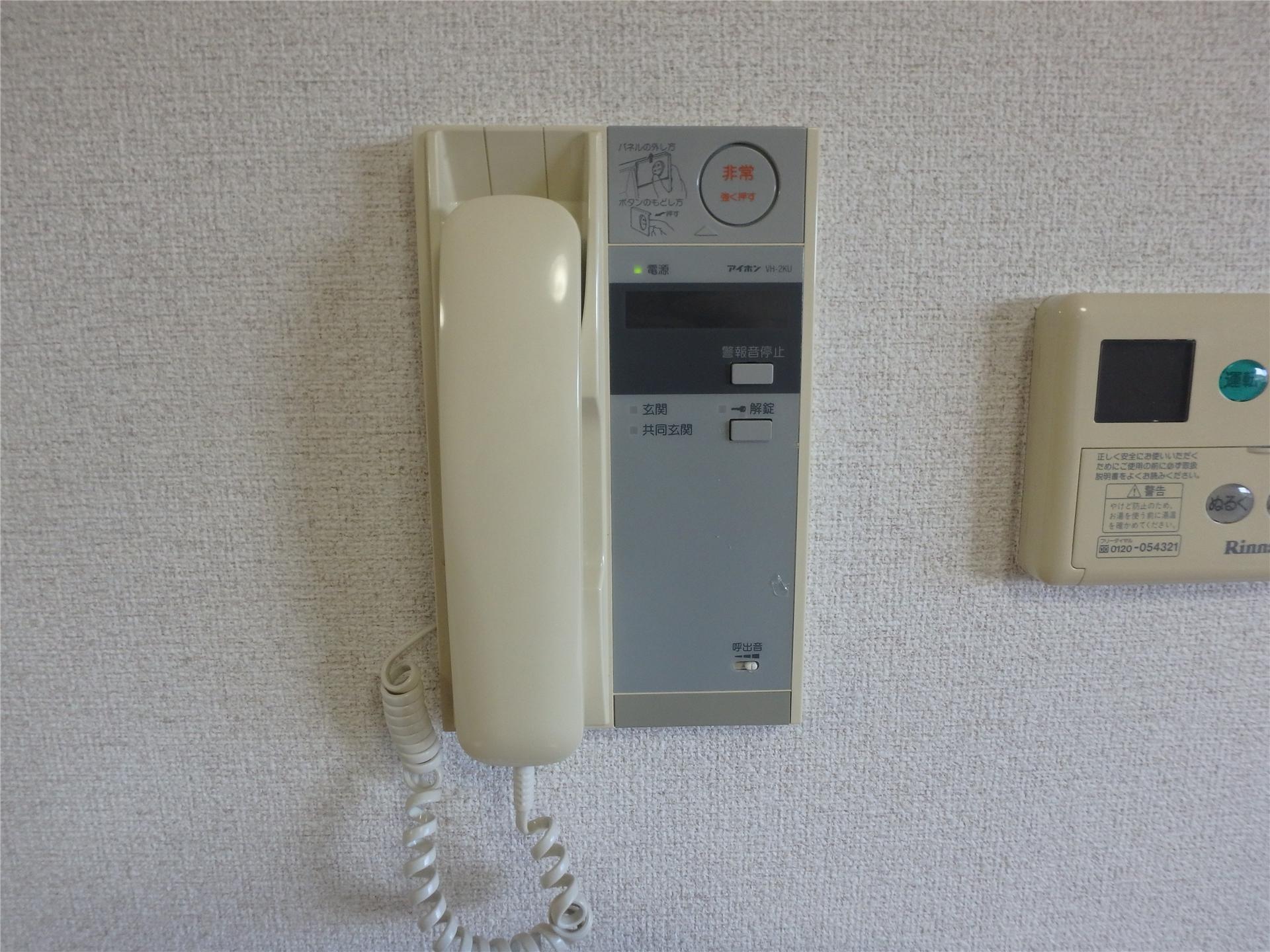 セキュリティ　インターホン付きです(別部屋参考写真)