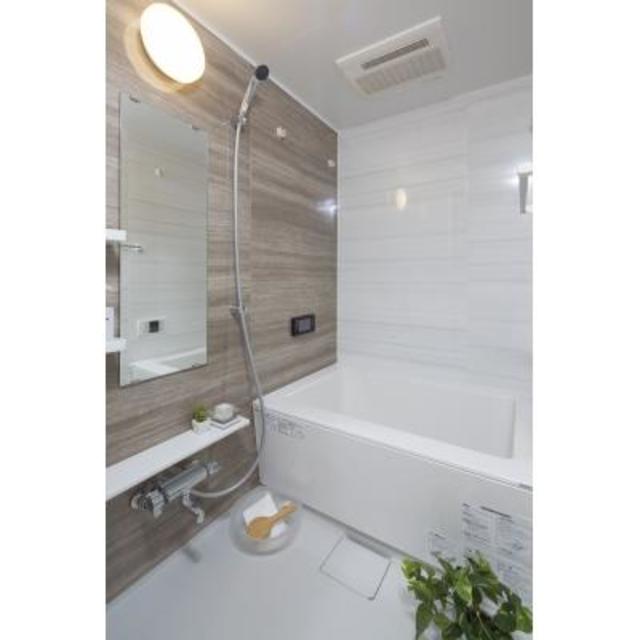 バス・シャワールーム　※写真は同タイプ住戸です。