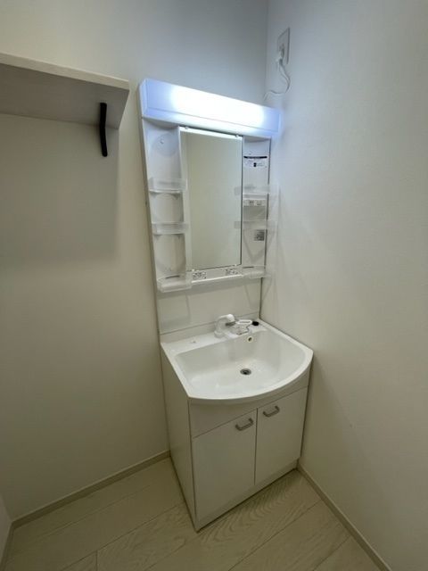 洗面設備　同施工会社の参考写真です！実物とは異なります。