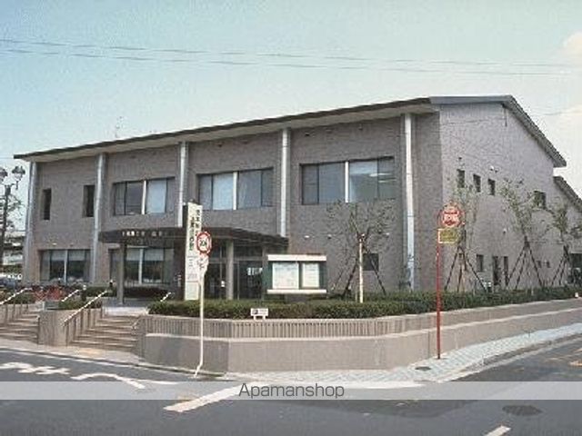 図書館　茨木私立水尾図書館（図書館）まで75m
