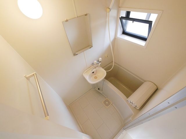 バス・シャワールーム　★綺麗なお風呂です★