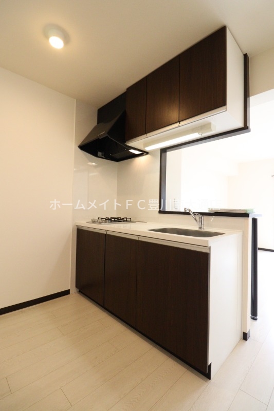 キッチン　同型別部屋