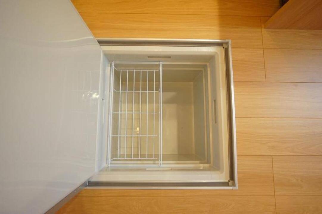 収納　床下収納