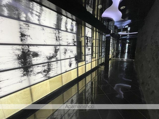 ロビー　ロビー