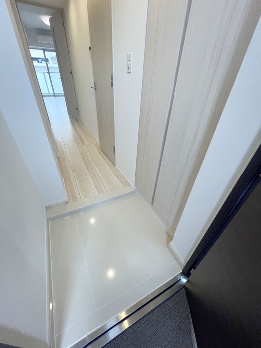 REGALIZ亀戸の玄関写真