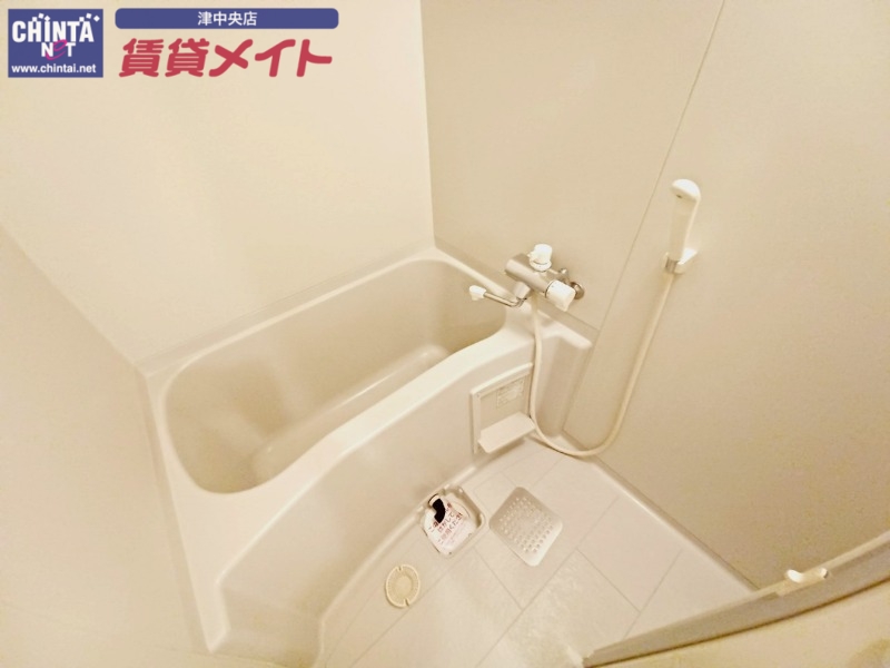 バス・シャワールーム　別部屋参考写真