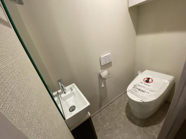 トイレ　別部屋参考写真