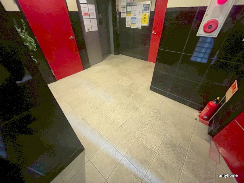ラクラス高殿の外観写真