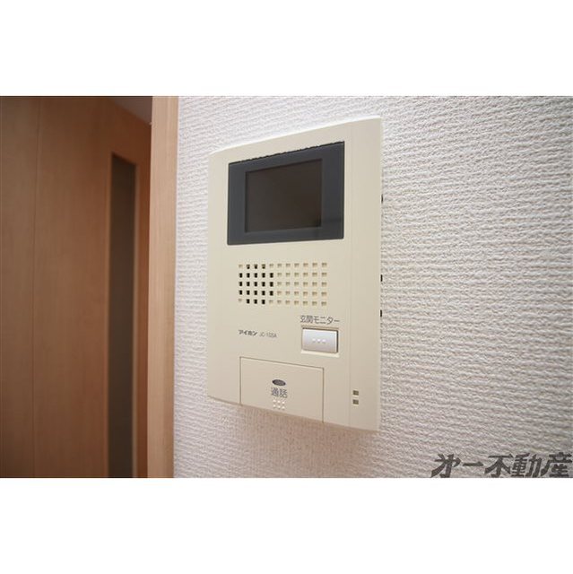 セキュリティ　モニター付きインターホン