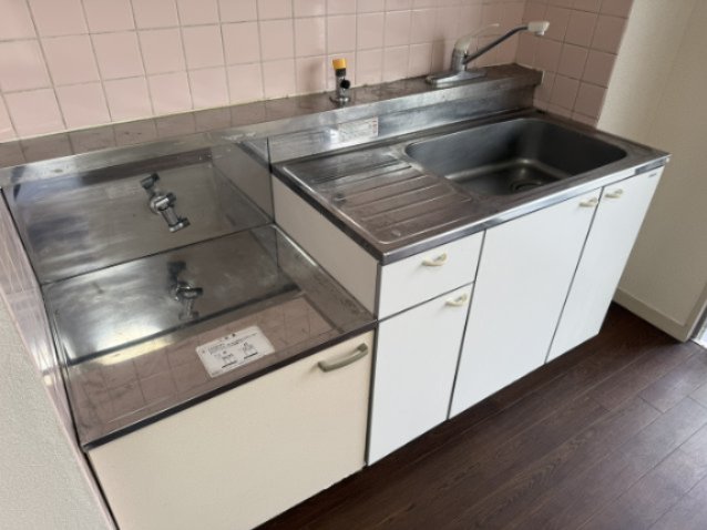 キッチン　退去前につき別のお部屋の写真です