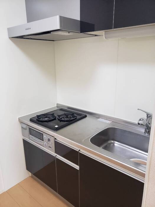 キッチン　同物件別部屋写真