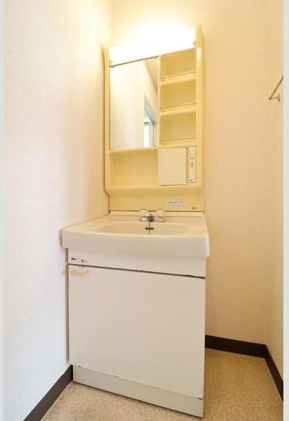 洗面設備　※他部屋参照・現況優先
