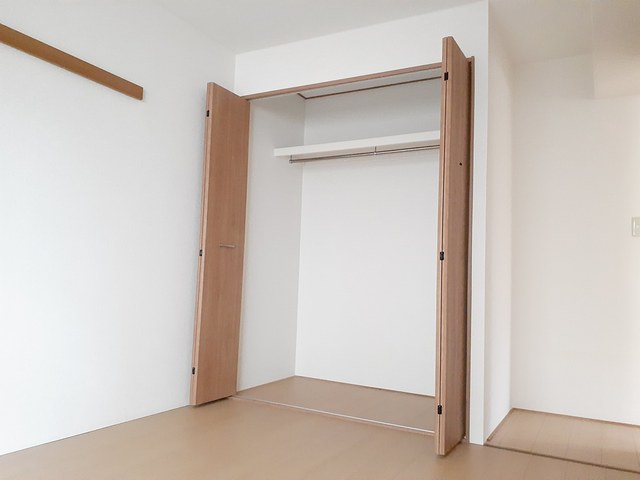 エヴァー高田の内装写真